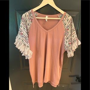 Boutique blouse worn once floral ruffle sleeves